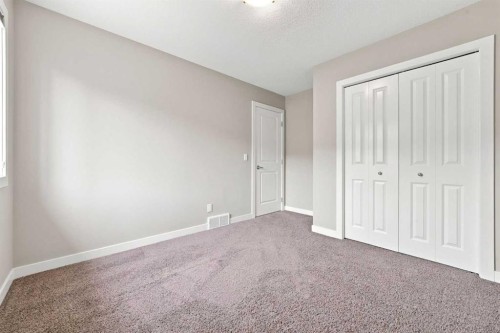 80 Sherwood Crescent Nw, Calgary, AB - Indoor