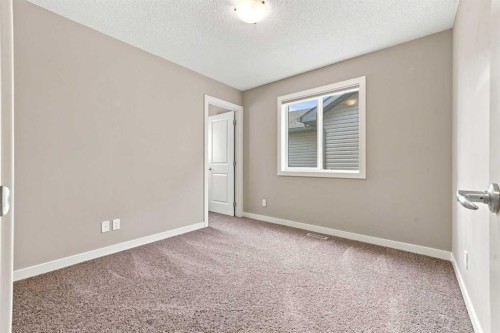 80 Sherwood Crescent Nw, Calgary, AB - Indoor Photo Showing Other Room