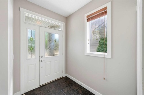 80 Sherwood Crescent Nw, Calgary, AB - Indoor Photo Showing Other Room
