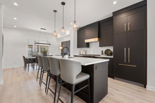 512-8155 8 Avenue Sw, Calgary, AB - Indoor Photo Showing Kitchen With Upgraded Kitchen