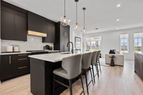 512-8155 8 Avenue Sw, Calgary, AB - Indoor Photo Showing Kitchen With Upgraded Kitchen