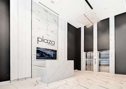 701-8375 Broadcast Avenue Sw, Calgary, AB - Indoor Photo Showing Other Room