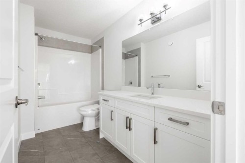 13 Quartz Gate, Balzac, AB 