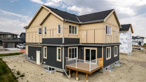 13 Quartz Gate, Balzac, AB 