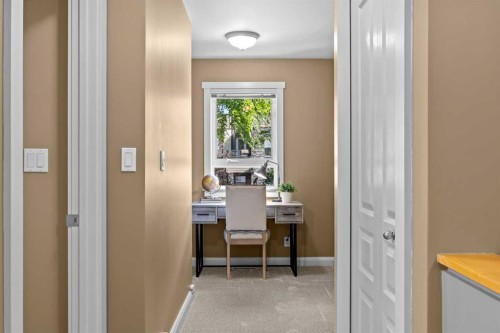 415 28 Avenue Nw, Calgary, AB - Indoor