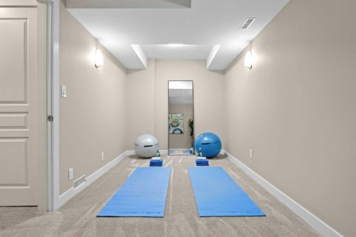 415 28 Avenue Nw, Calgary, AB - Indoor