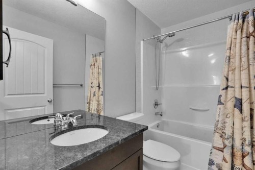 92 Masters Court Se, Calgary, AB 