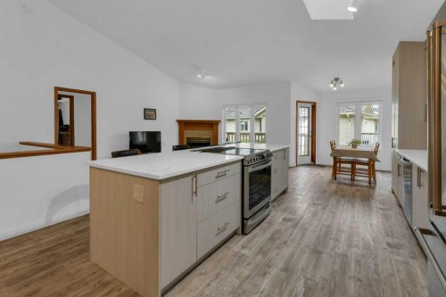 119 Edgepark Villas Nw, Calgary, AB 
