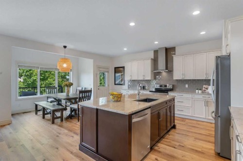 83 Ravenscroft Close Se, Airdrie, AB - Indoor Photo Showing Kitchen