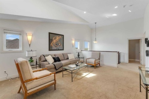 83 Ravenscroft Close Se, Airdrie, AB - Indoor Photo Showing Living Room