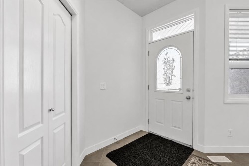 34 Royal Manor Nw, Calgary, AB 