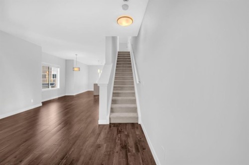 450 Canals Crossing Sw, Airdrie, AB 