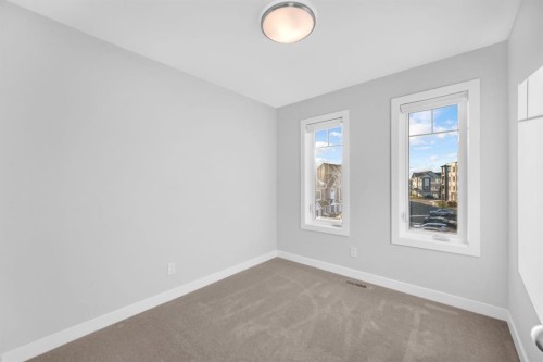 450 Canals Crossing Sw, Airdrie, AB 