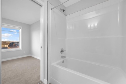 450 Canals Crossing Sw, Airdrie, AB 