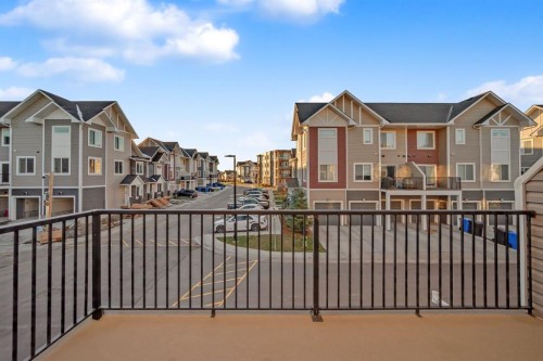 450 Canals Crossing Sw, Airdrie, AB 