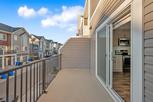 450 Canals Crossing Sw, Airdrie, AB 