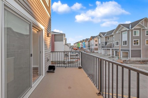 450 Canals Crossing Sw, Airdrie, AB 