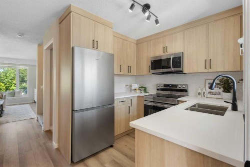 7845 22 Street Se, Calgary, AB 