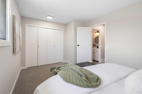 7845 22 Street Se, Calgary, AB 