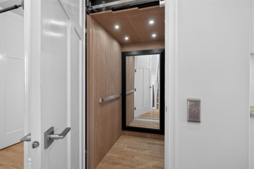 1640 16 Street Se, Calgary, AB - Indoor