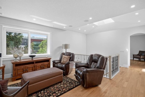 1640 16 Street Se, Calgary, AB - Indoor