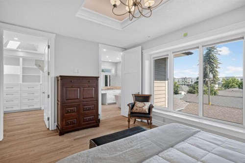 1640 16 Street Se, Calgary, AB - Indoor Photo Showing Bedroom
