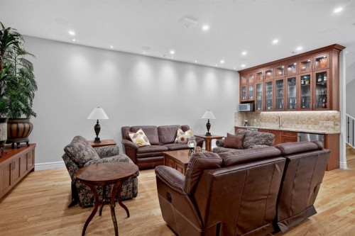 1640 16 Street Se, Calgary, AB - Indoor