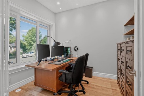 1640 16 Street Se, Calgary, AB - Indoor Photo Showing Office