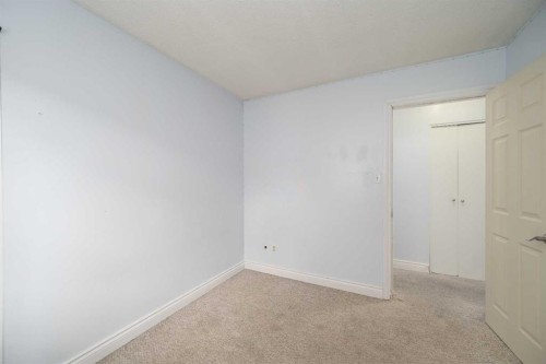 7627 24A Street Se, Calgary, AB 