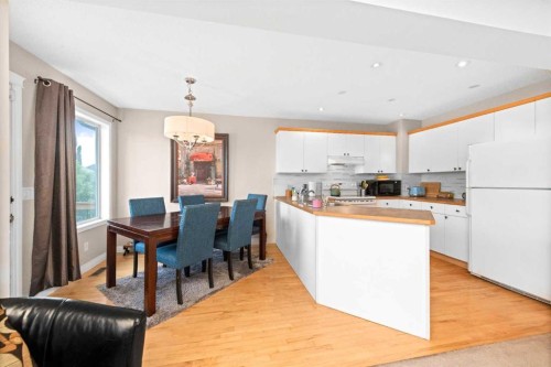 40 Hidden Point Nw, Calgary, AB 