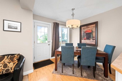 40 Hidden Point Nw, Calgary, AB 