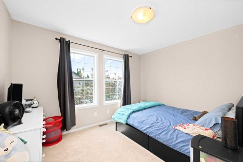 40 Hidden Point Nw, Calgary, AB 