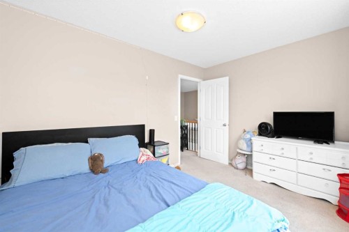 40 Hidden Point Nw, Calgary, AB 