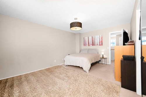 40 Hidden Point Nw, Calgary, AB 