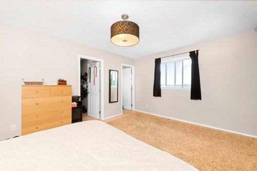 40 Hidden Point Nw, Calgary, AB 