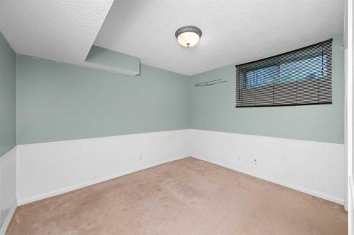 40 Hidden Point Nw, Calgary, AB 