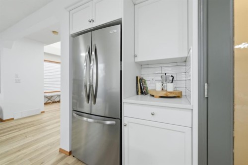 2020 Bridlemeadows Manor Sw, Calgary, AB - Indoor