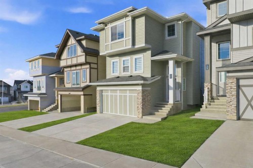 105 Heritage Boulevard, Cochrane, AB 