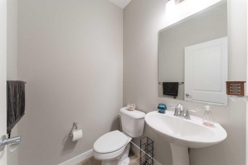 415 Rivercrest Boulevard, Cochrane, AB 