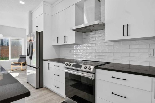 274 Lucas Place Nw, Calgary, AB 