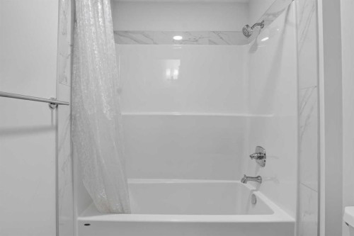 274 Lucas Place Nw, Calgary, AB 