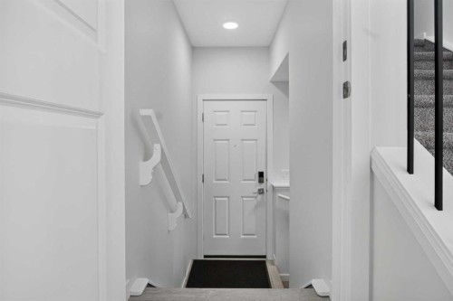 274 Lucas Place Nw, Calgary, AB 