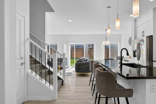 274 Lucas Place Nw, Calgary, AB 