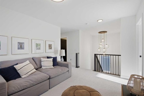 13 Topaz Place, Cochrane, AB - Indoor Photo Showing Living Room
