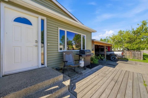 89 Spring Haven Close Se, Airdrie, AB 