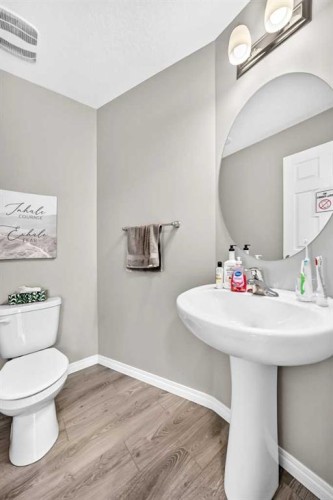 1207 140 Avenue Nw, Calgary, AB 