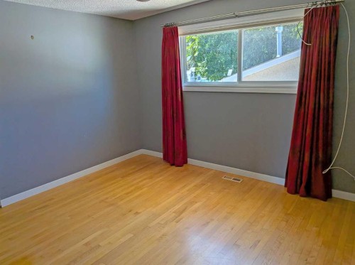 2103A 7 Street Ne, Calgary, AB 