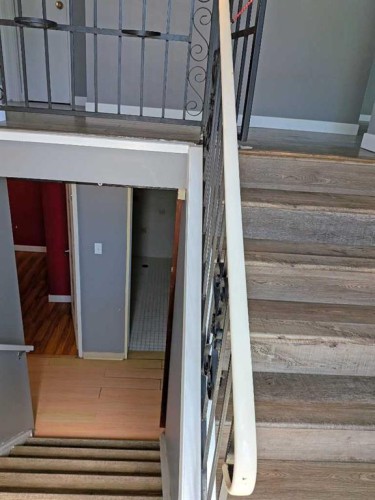2103A 7 Street Ne, Calgary, AB 