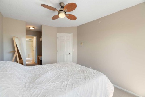 409-290 Shawville Way Se, Calgary, AB - Indoor Photo Showing Bedroom