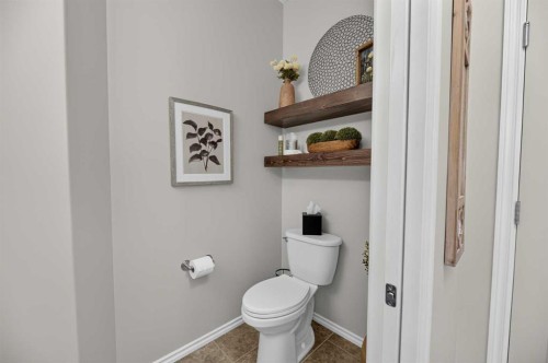 758 Stonehaven Drive, Carstairs, AB 
